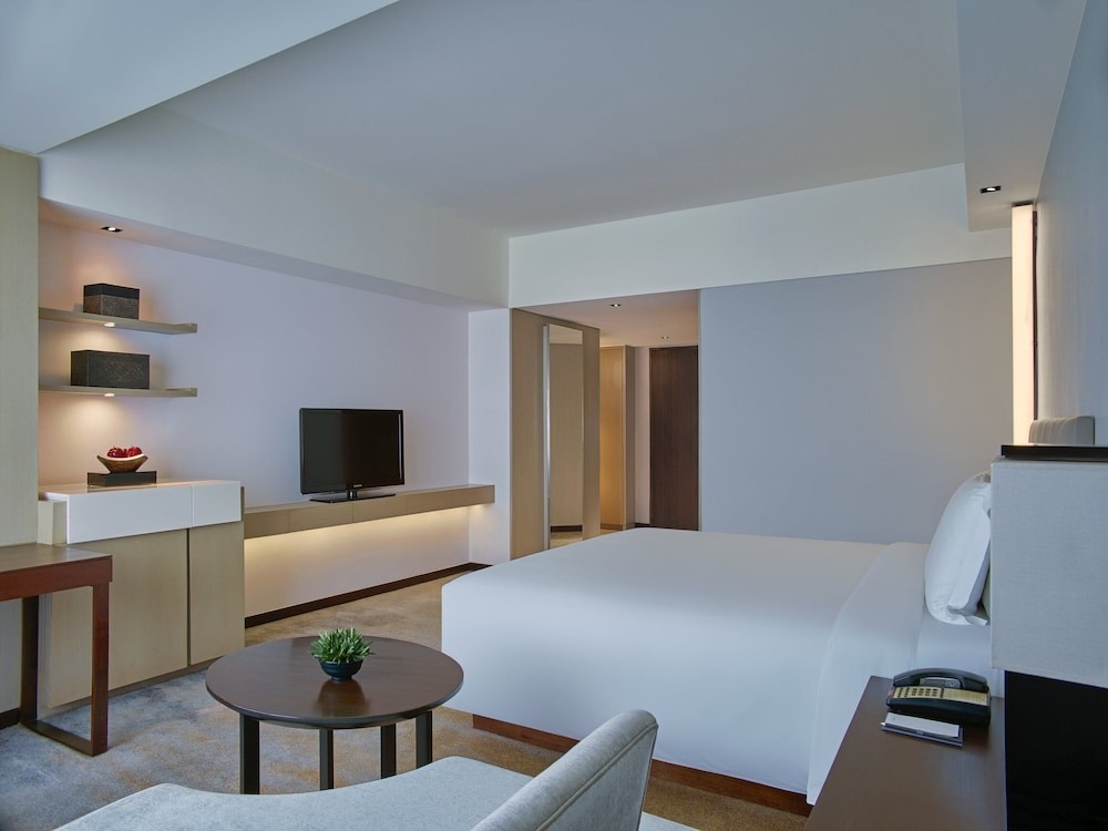 هتل نیو ورد